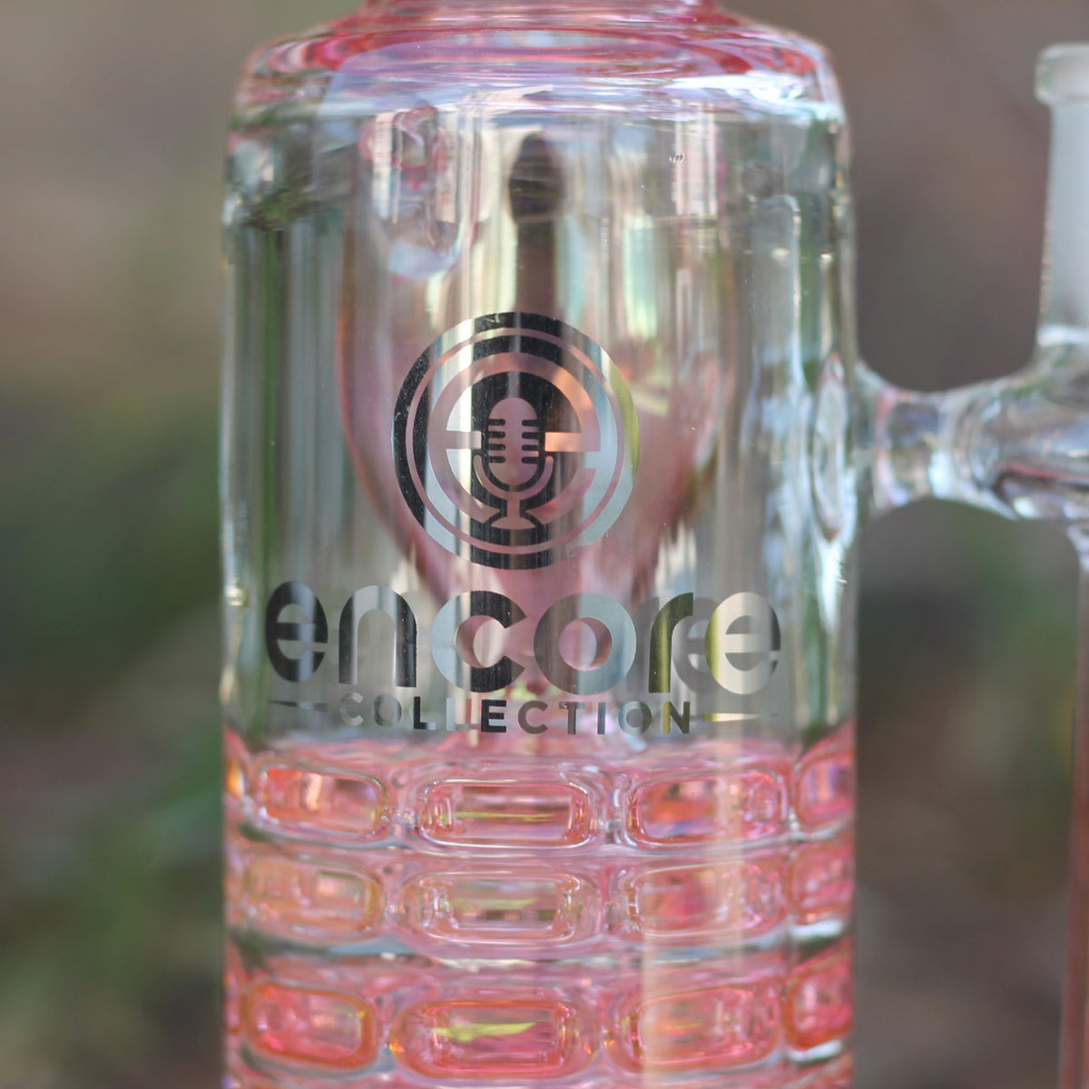 Encore Collection Glass Dab Rig Ratchet Incycler Reycler Ratchet perc close up logo