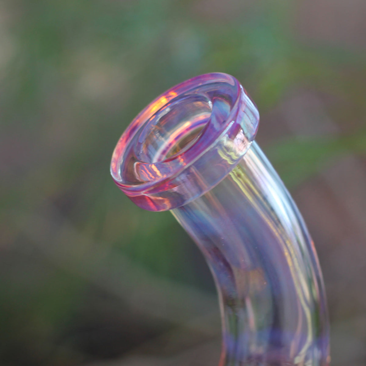 Encore Collection Glass Dab Rig Ratchet Incycler Reycler Mouthpiece close up